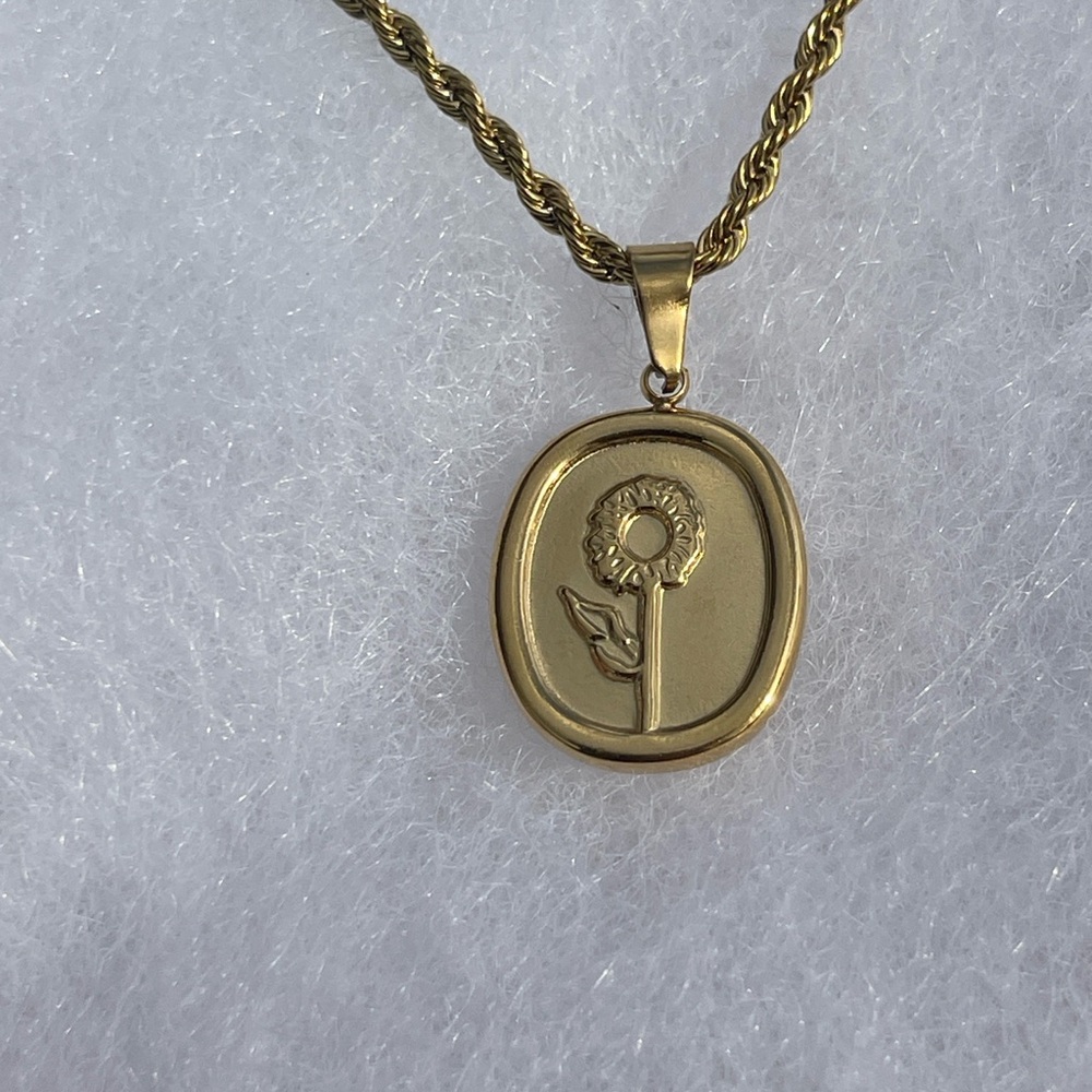 Aurora Gold Pendant Necklace 14k Gold plated 19” - Picture 9 of 10